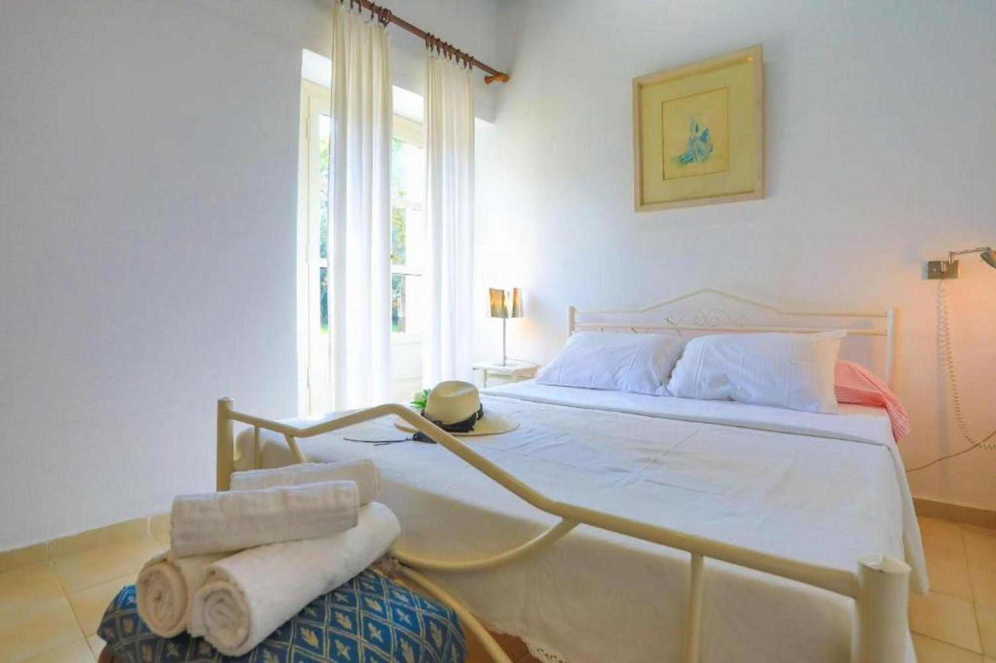 Villa Secret Garden House - Private Garden With Pool Acharavi  Exterior foto