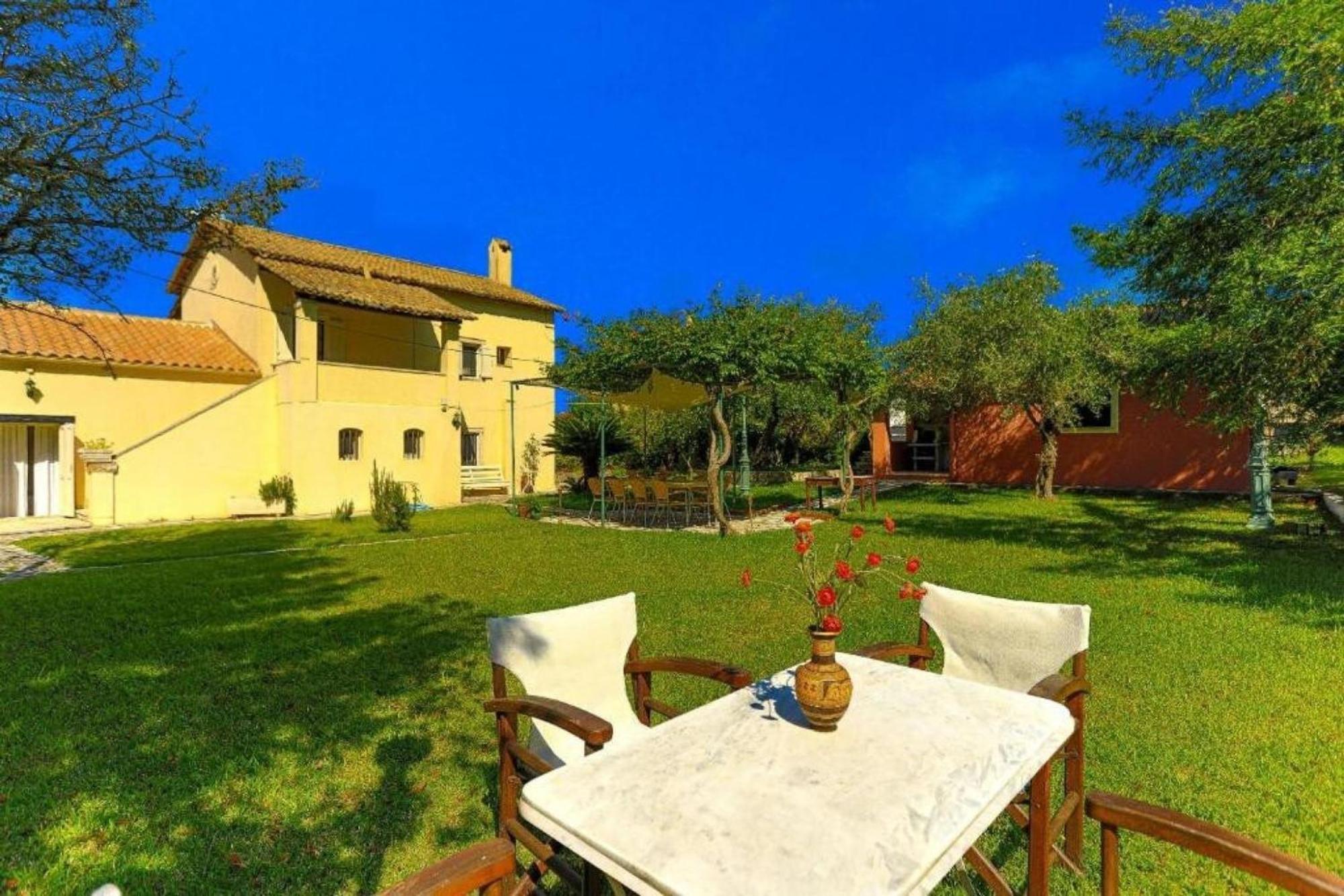 Villa Secret Garden House - Private Garden With Pool Acharavi  Exterior foto